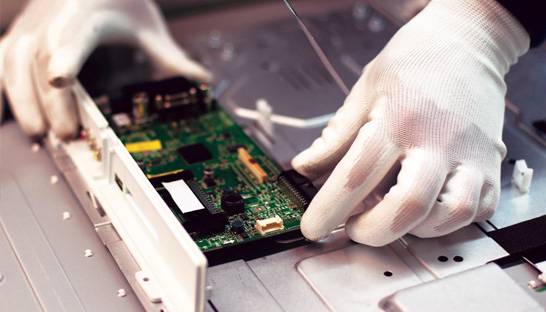 Manufacturing must leverage AI to get the most from human touch